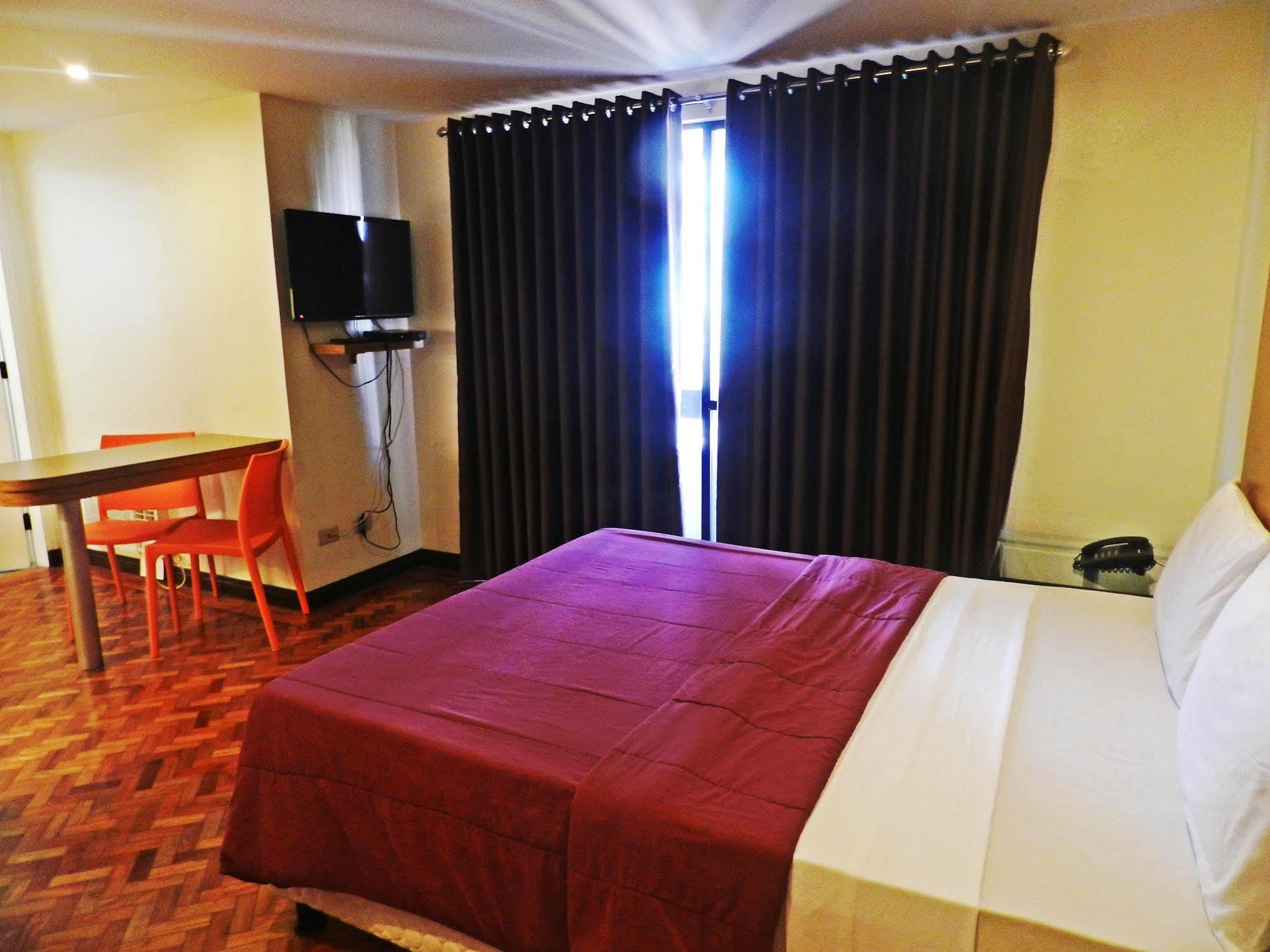 Salcedo Suites Makati City Bagian luar foto
